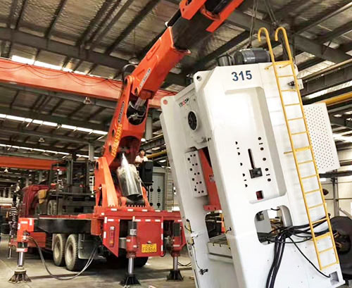 东阿提升工作效率，选择优质折臂吊租赁服务