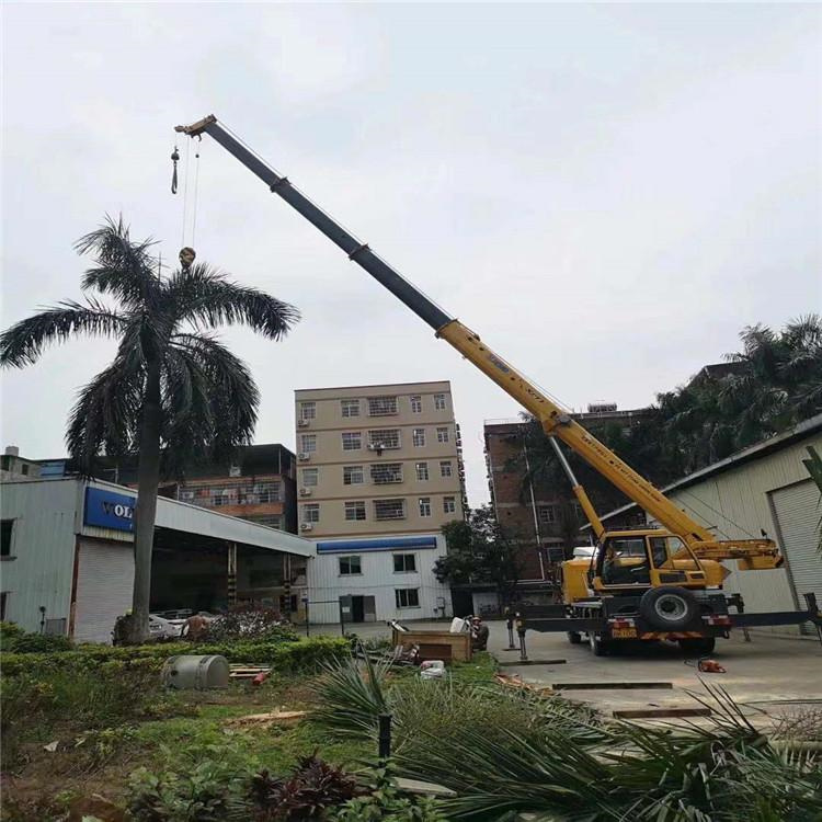 东阿12吨吊车出租一天的收费标准是什么