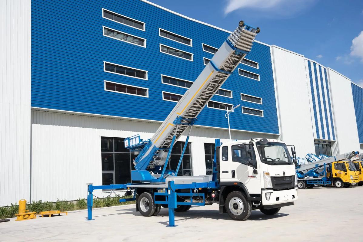 东阿小型云梯车上料车租赁多少钱