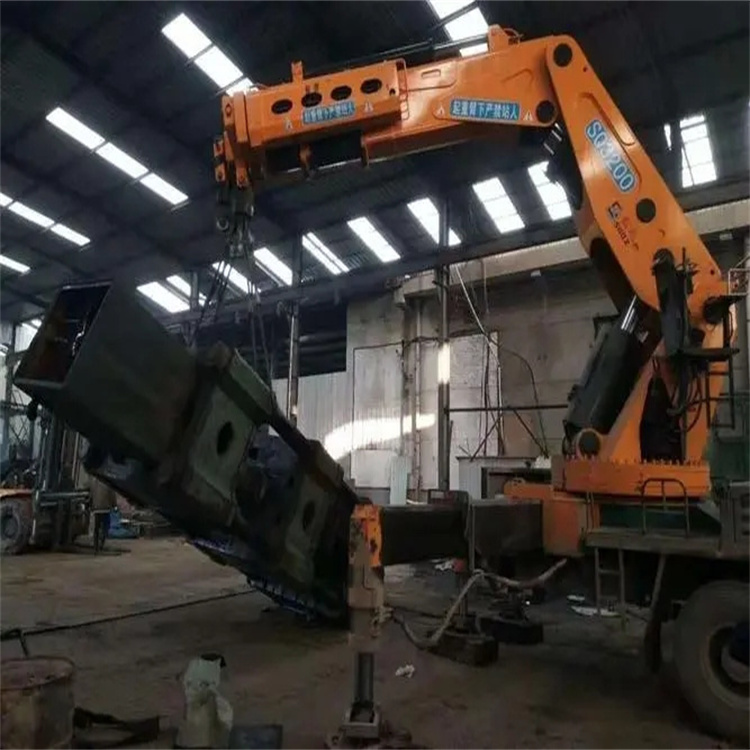 东阿折臂吊出租怎么收费