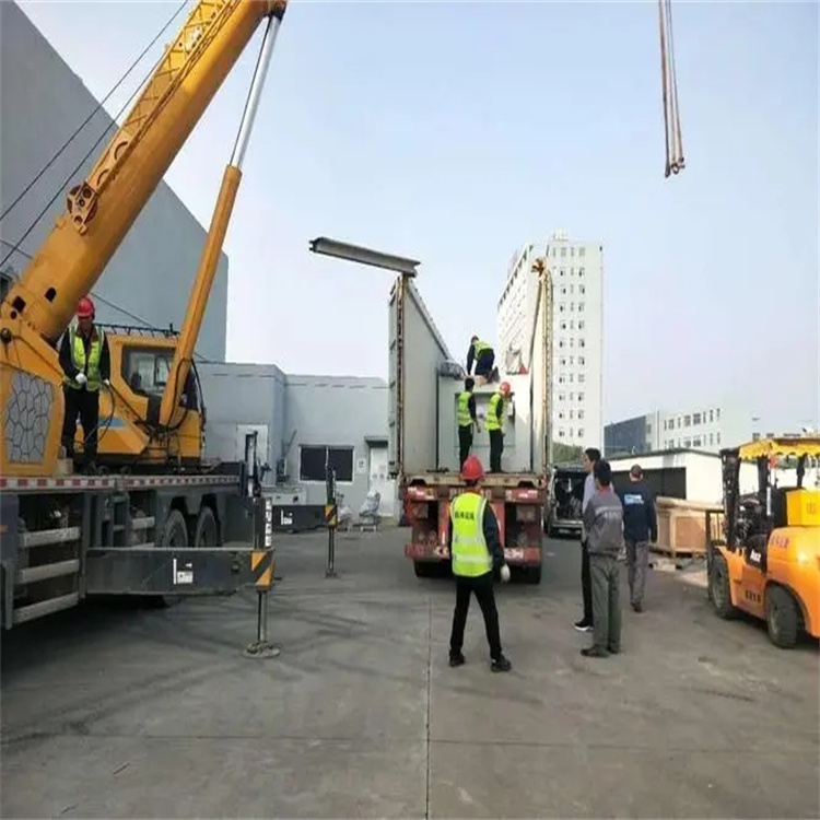 东阿如何找到附近的吊车救援服务