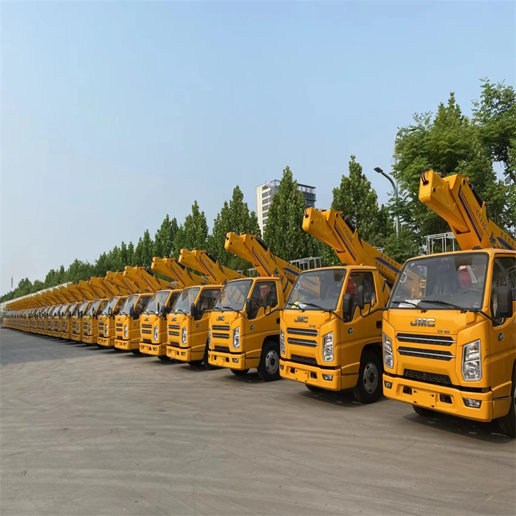 东阿路灯车高空作业车出租|市政维修|广告安装